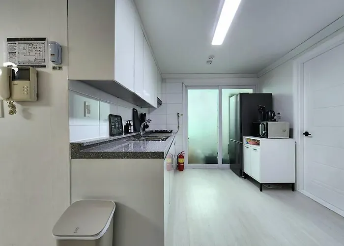 Charmstay In 합법숙소 공항철도 지하철역3분 3r2b ソウル特別市